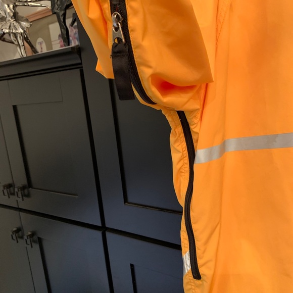 MEC Running and Bike Jacket XL - Picture 3 of 14